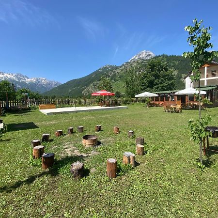 Bujtina Hysa Valbone Bagian luar foto