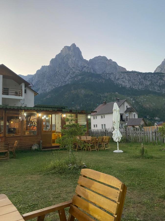 Bujtina Hysa Valbone Bagian luar foto